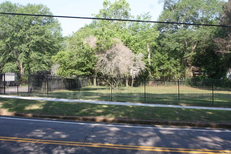 303 N 4th, Nashville, AR 71852 - Image #3