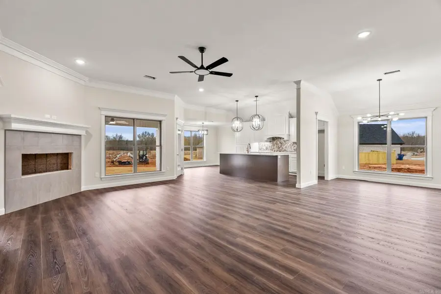 71 Corniche Cove, Maumelle, AR 72113 - Image #3