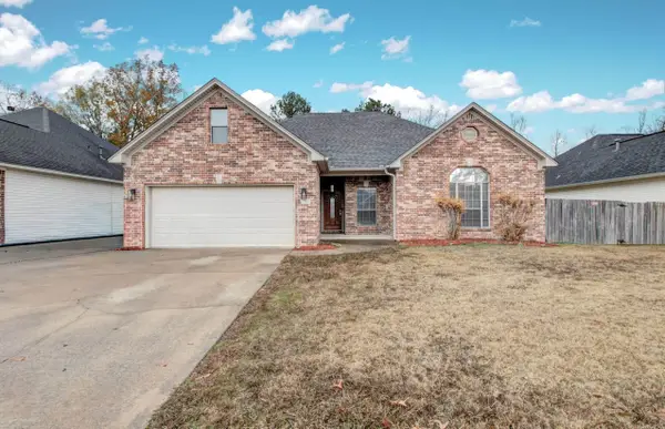 12 Westfield Dr, Little Rock, AR 72210