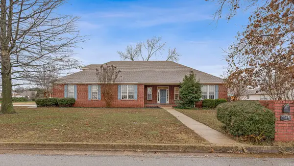 1010 Brownstone Drive, Jonesboro, AR 72404