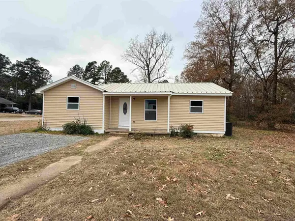 719 Beatrice St., Fordyce, AR 71742