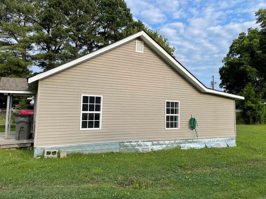 1507 W Emerson Street, Paragould, AR 72450 - #2