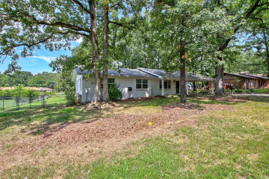 39 Sheraton Oaks Drive, Sherwood, AR 72120 - Image #3
