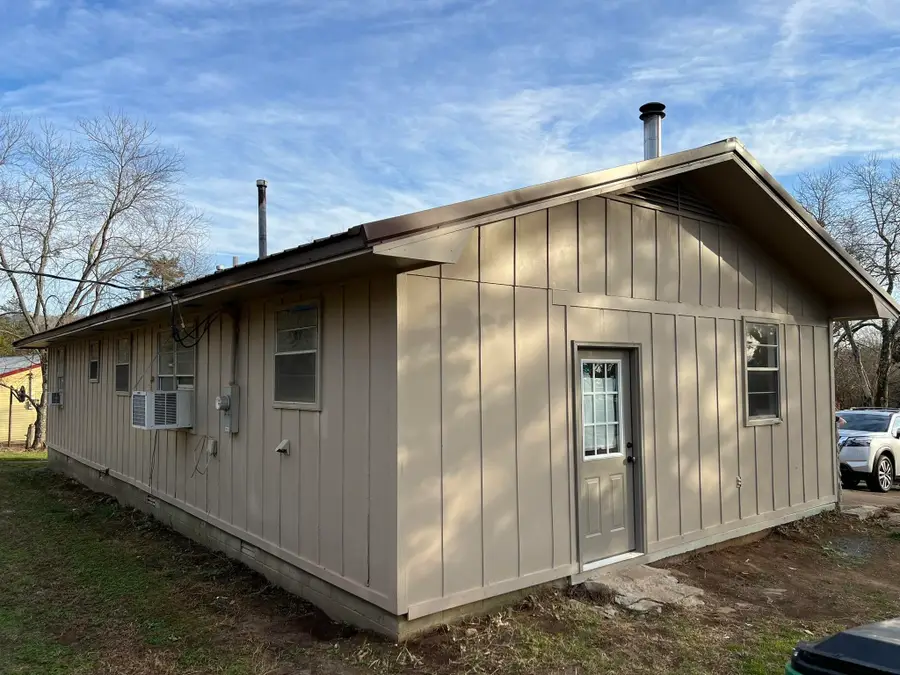 651 E First Street, Calico Rock, AR 72519 - Image #2