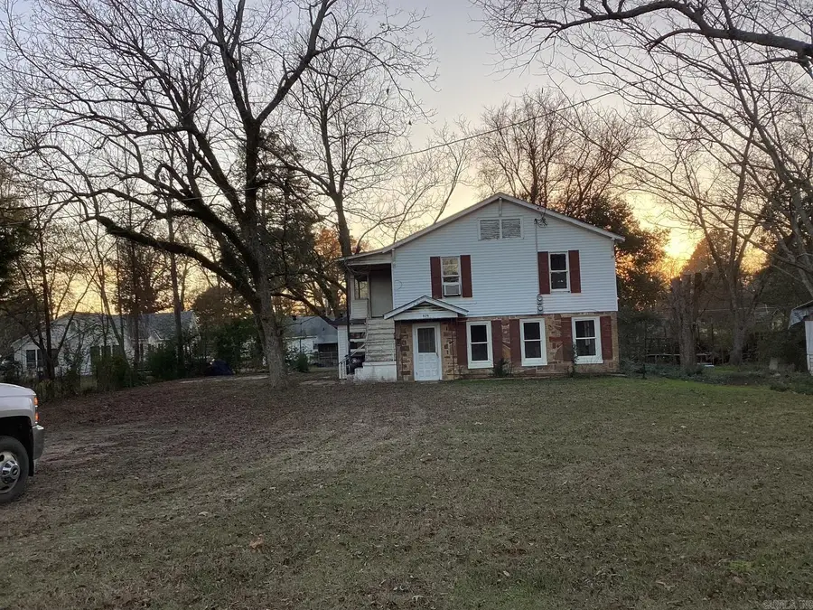 828 East Main St, Prescott, AR 71857 - Image #2