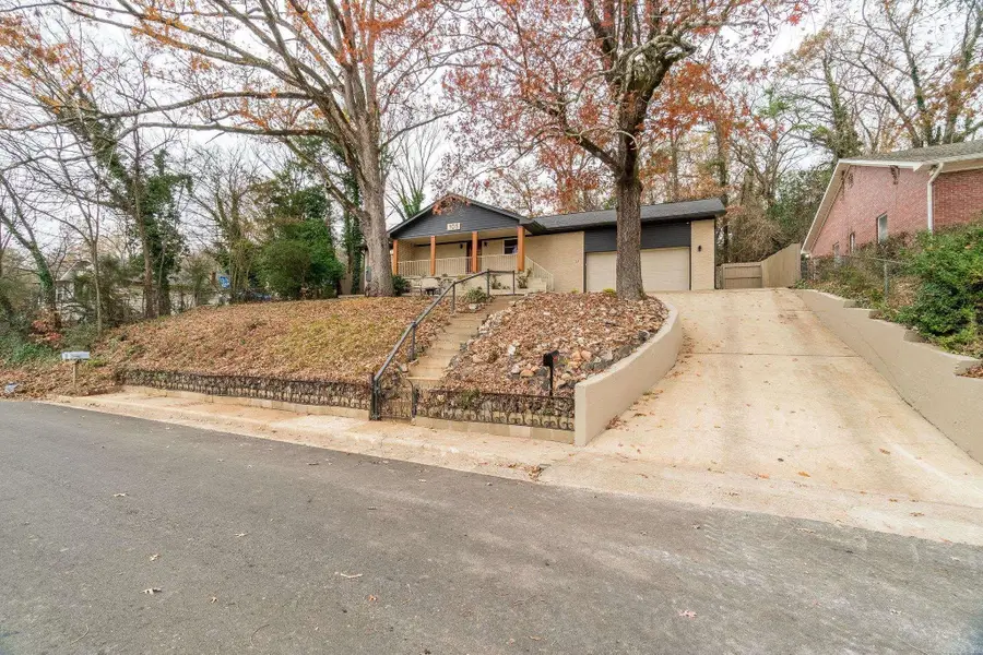 105 Carney Street, Hot Springs National Park, AR 71901 - Image #2