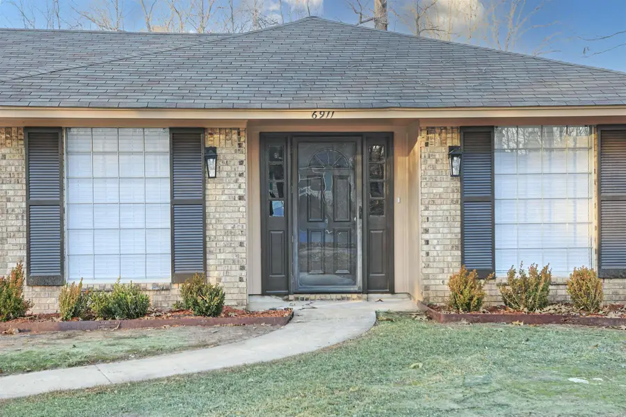 6911 Brierwood Drive, White Hall, AR 71602 - Image #2