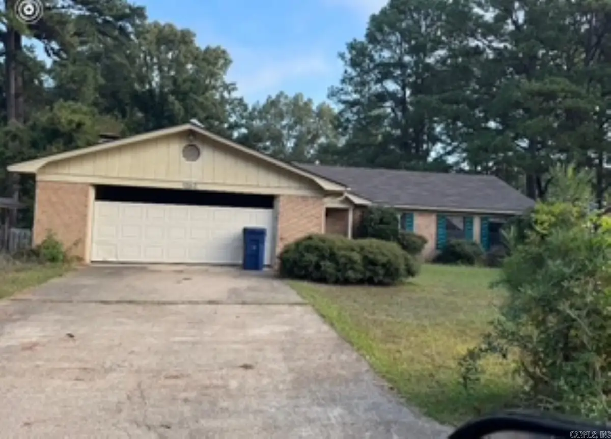 1362 Camellia Dr, Camden, AR 71701 - Image #1