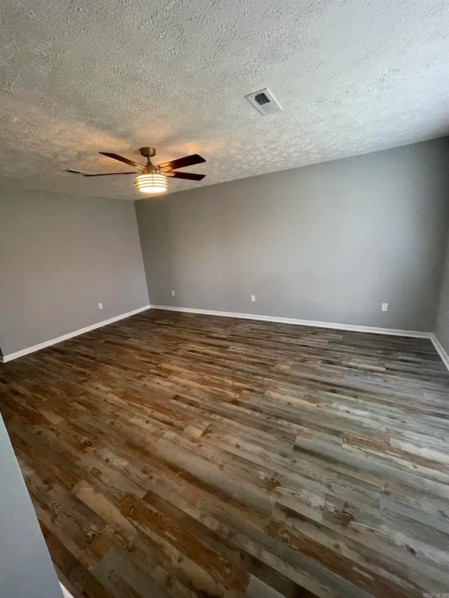 105 Wells Fargo Trl, Jacksonville, AR 72076 - Image #3