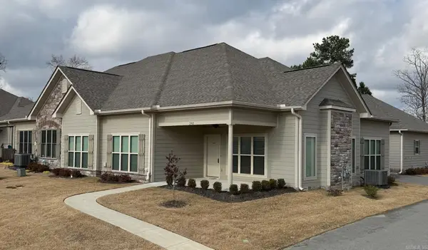 292 Mountain Terrace Circle, Maumelle, AR 72113