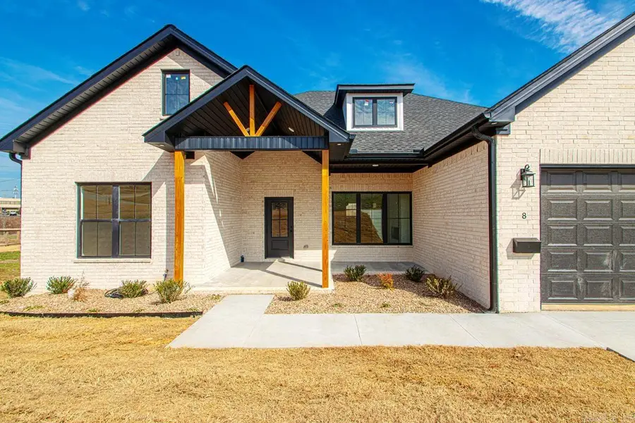 8 Cobble Hill Road, Little Rock, AR 72211 - #2