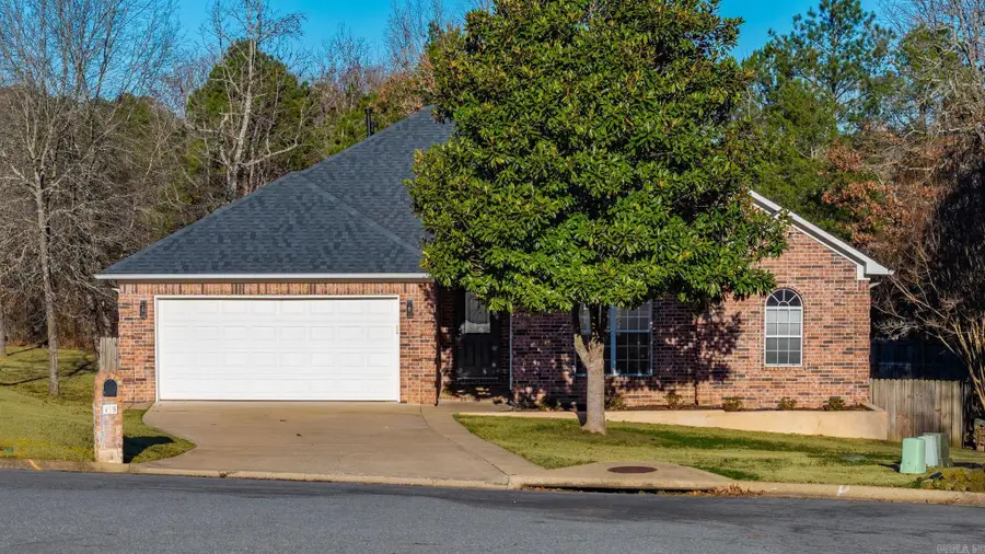 15 Mont Blanc Cove, Maumelle, AR 72113 - Image #2