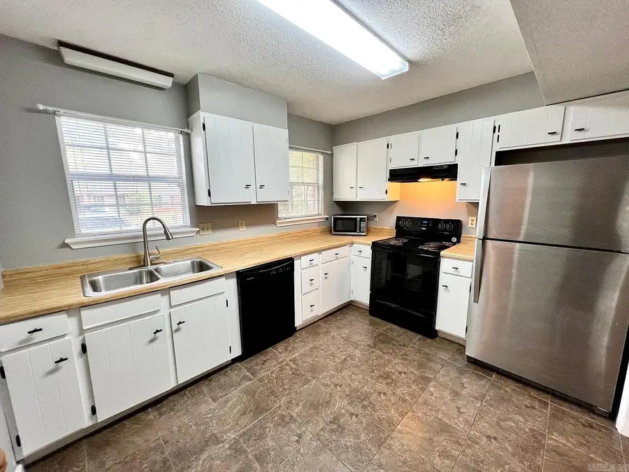 15 Brierwood Circle, Conway, AR 72034 - Image #2