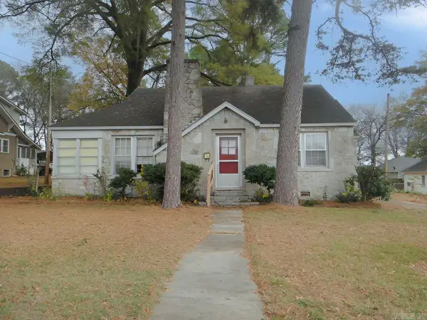 469 S Central Avenue, Batesville, AR 72501