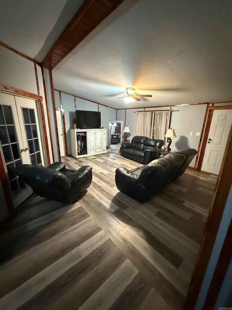 10519 Jewell Drive, Mabelvale, AR 72103 - Image #3