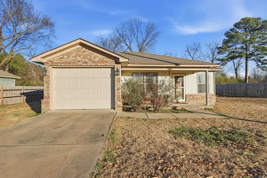 702 N Cedar St, Morrilton, AR 72110 - Image #2