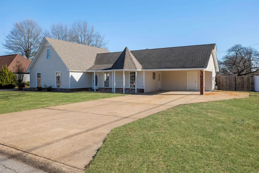 504 Honeysuckle Lane, Trumann, AR 72472 - Image #2