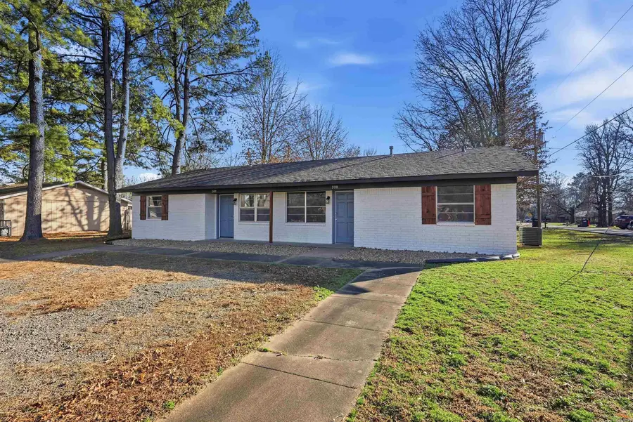 902 E 11th Street, Russellville, AR 72801 - Image #2