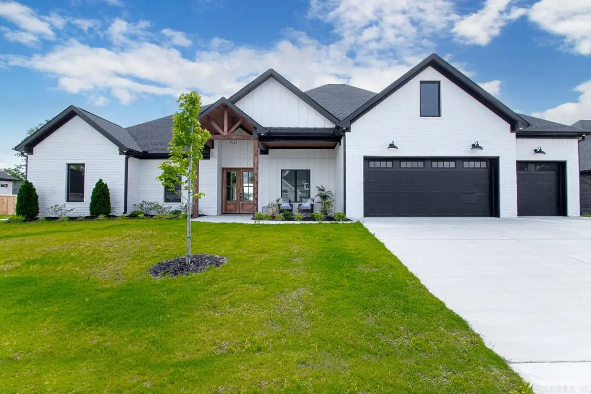 4917 Lake Vista Drive, Benton, AR 72019 - Image #1