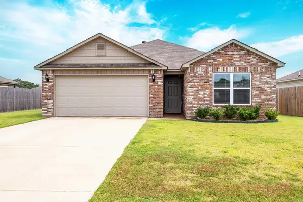 125 Sunland Dr., Beebe, AR 72012