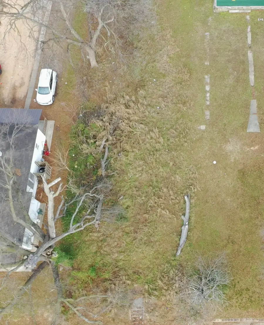 213 E Garland Street, Paragould, AR 72450 - #3