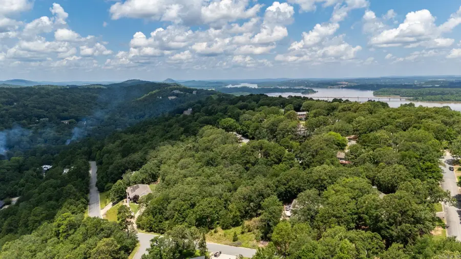 12 Woodglen Road, Little Rock, AR 72207 - Image #2