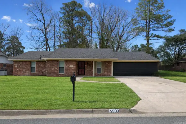 5903 Hampton Parkway, Pine Bluff, AR 71603