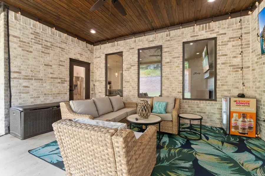 7717 S Shoreline Boulevard, Benton, AR 72019 - #3