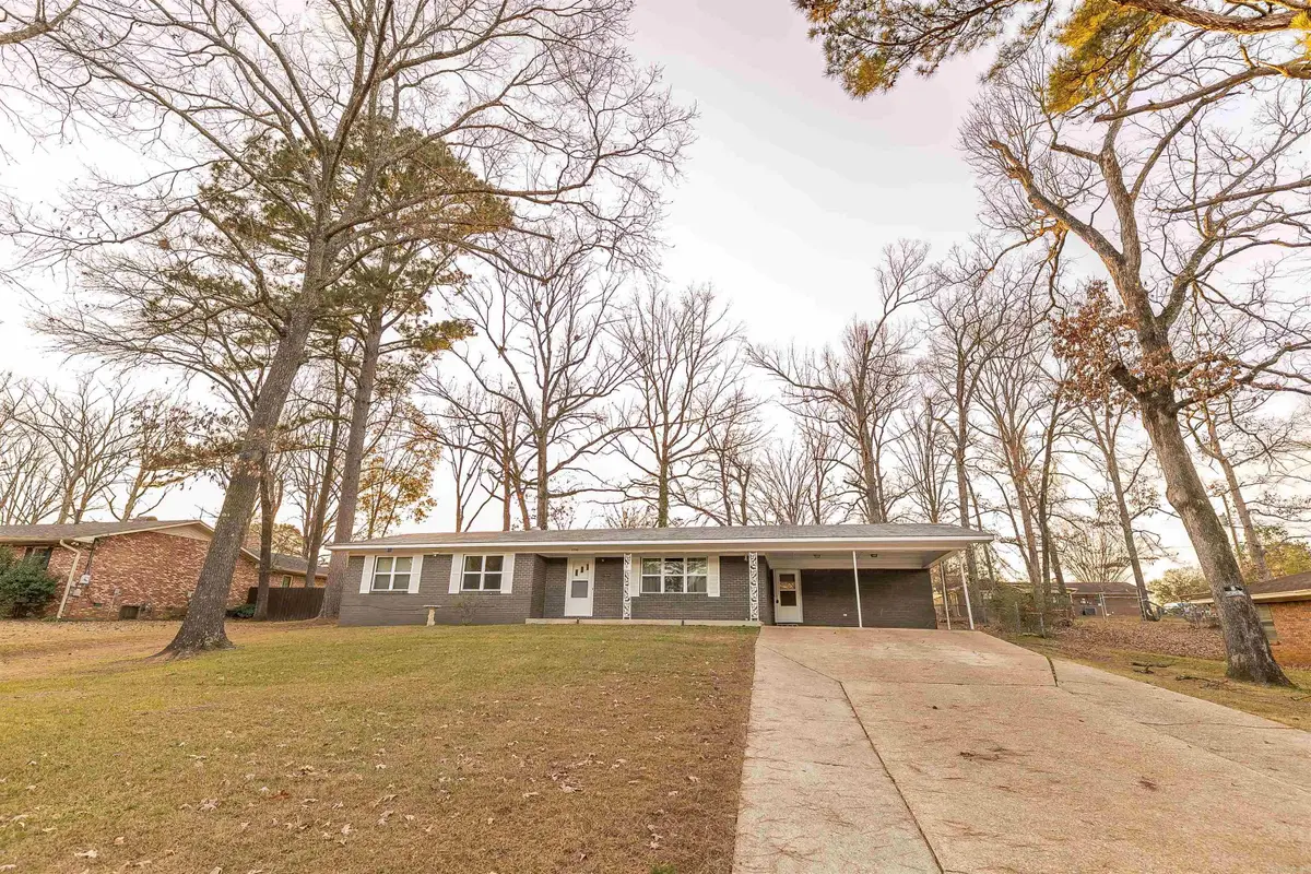 2750 Mimosa Ave, Camden, AR 71701 - Image #1