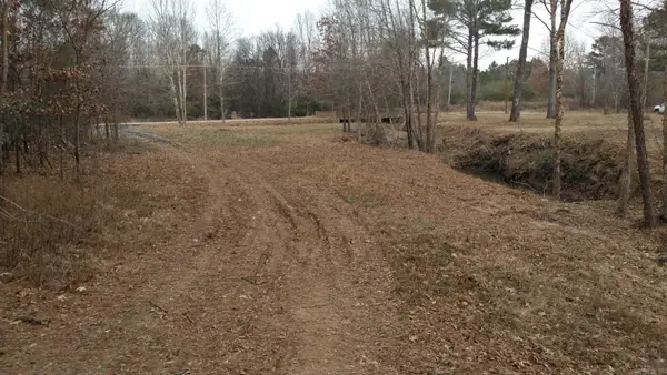 000 Old Russell Rd, Bald Knob, AR 72010
