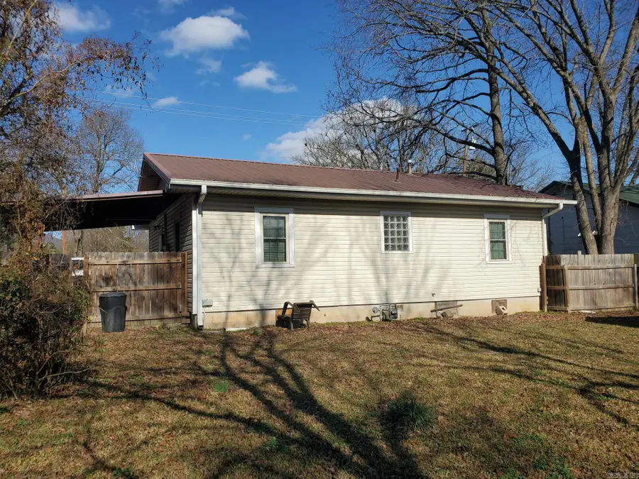 1010 Sutherland Ave, Mena, AR 71953 - Image #2