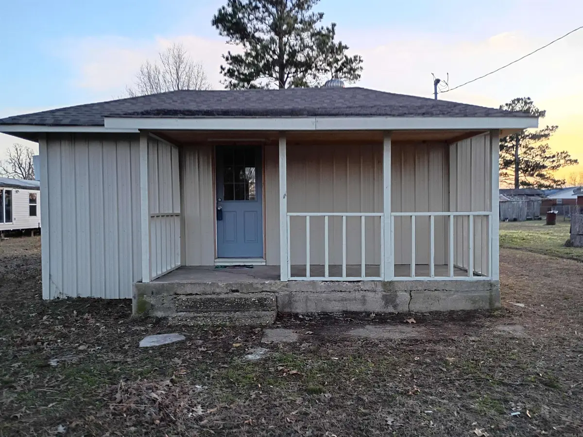 508 E 5th Street, Rector, AR 72461 - #1