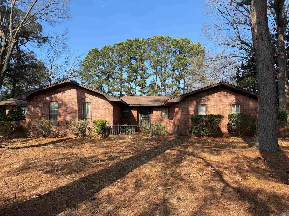 5611 Oakridge Drive, Pine Bluff, AR 71603 - Image #1