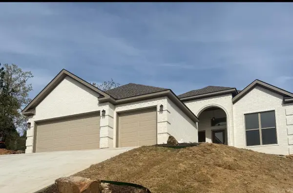 119 Crestview Drive, Maumelle, AR 72113