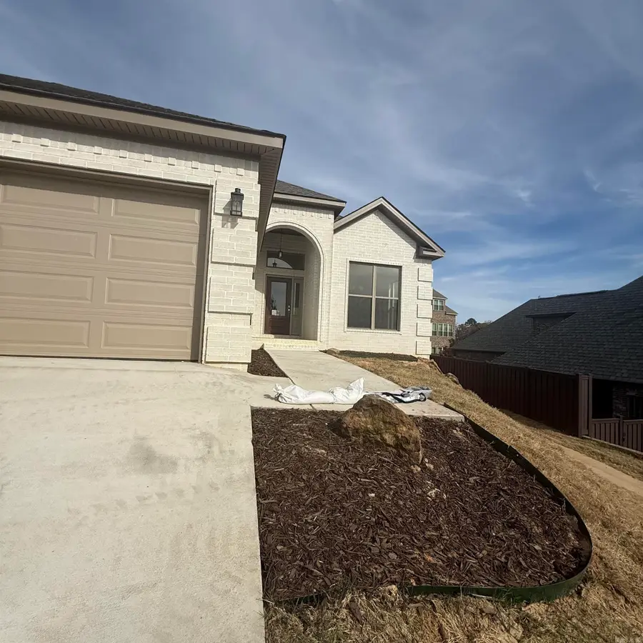 119 Crestview Drive, Maumelle, AR 72113 - #3