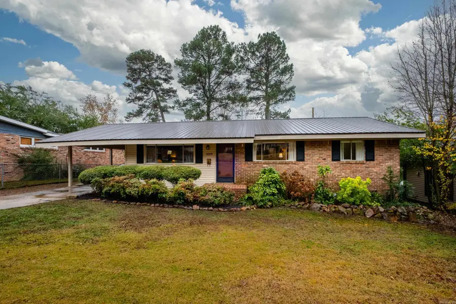 8309 Red Oak Lane, Little Rock, AR 72205 - Image #2