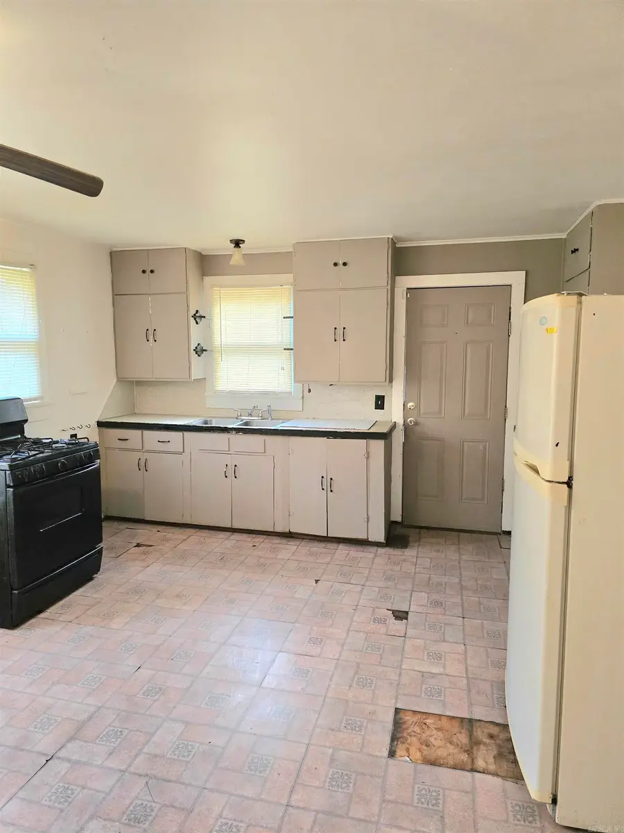 2122 W Short 17th Street, North Little Rock, AR 72114 - Image #3