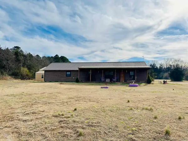 22 Mount Olive Rd., Plummerville, AR 72127
