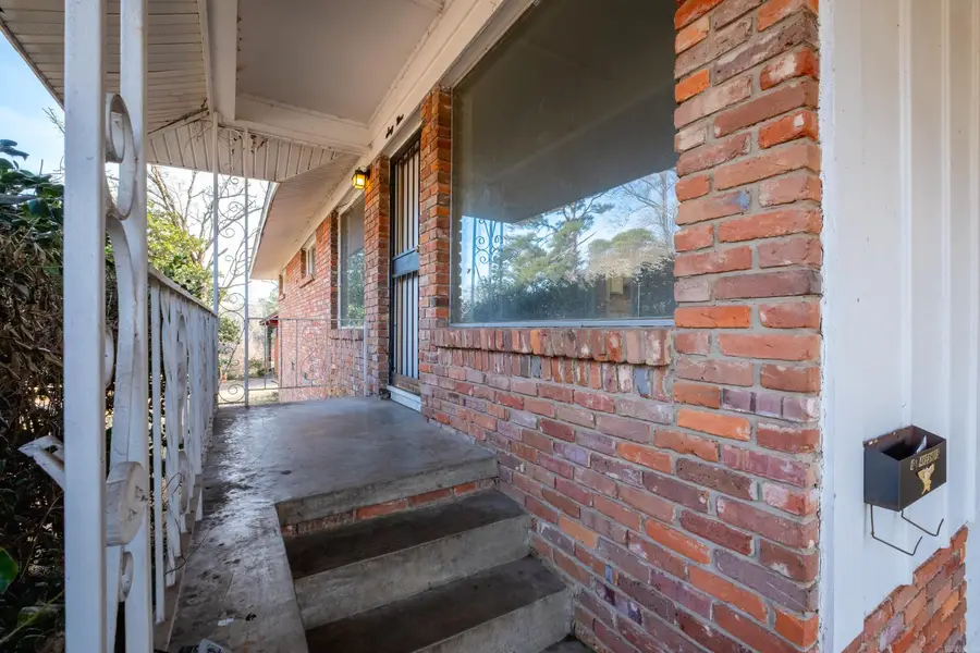 69 Lakeshore Drive, Little Rock, AR 72204 - Image #2