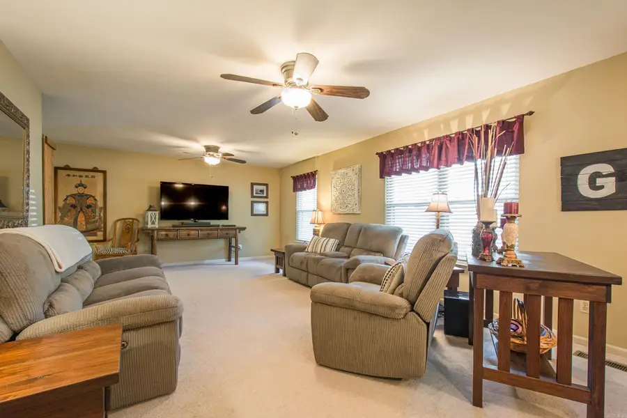 31 Flintwood Drive, Little Rock, AR 72227 - Image #3