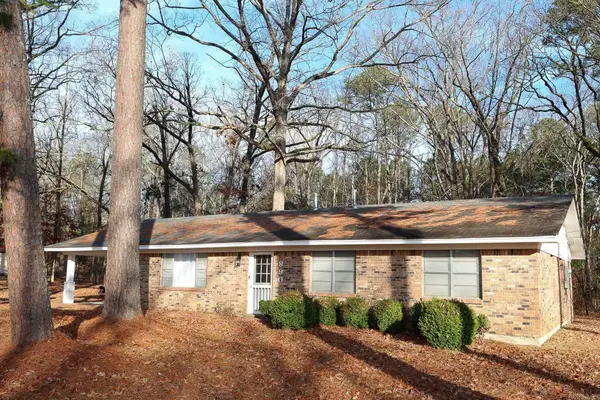 890 Nick Springs Rd, El Dorado, AR 71730