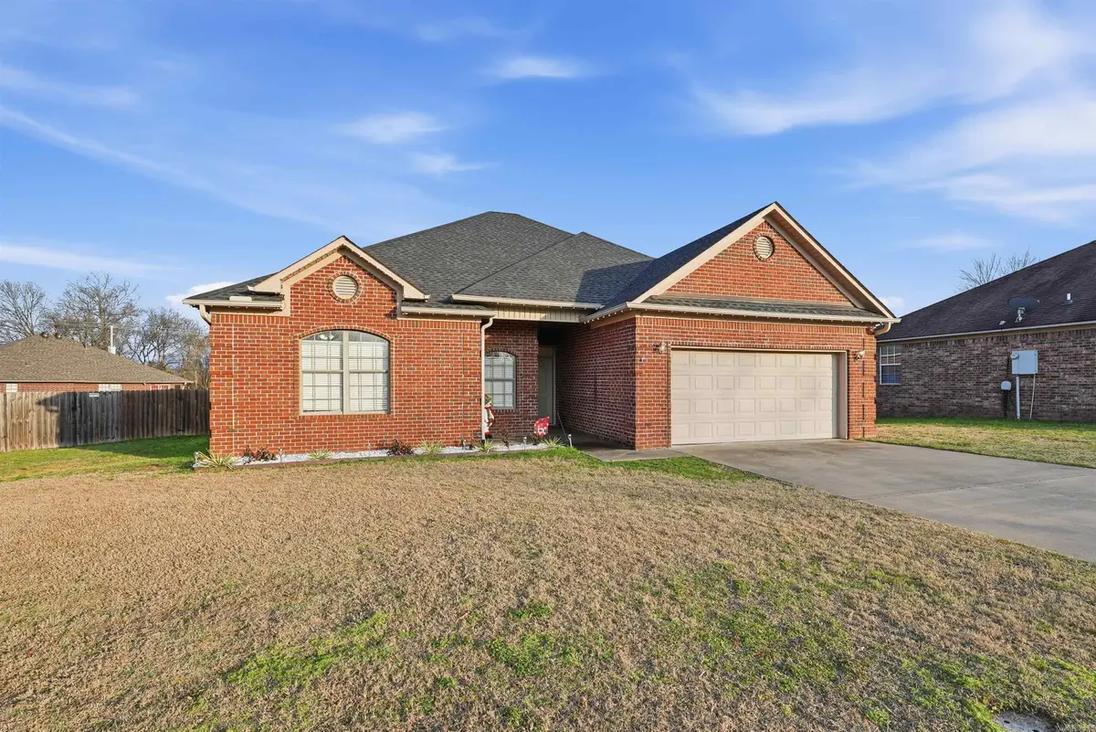 6 Logan Ct, Greenbrier, AR 72058 - Image #1