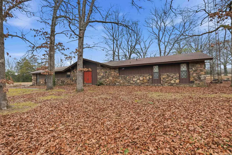 10 Starr Ln, Conway, AR 72032 - Image #3