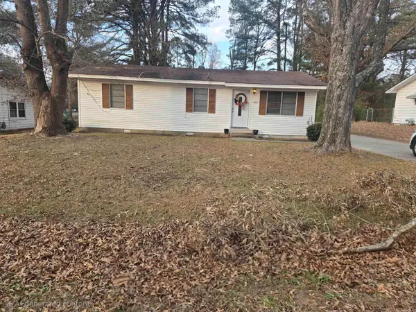 716 W Sypert Street, Nashville, AR 71852