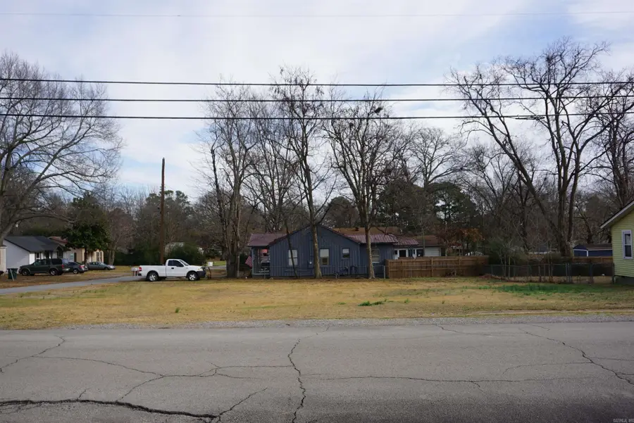 306 N Hickory, Bald Knob, AR 72010 - Image #2