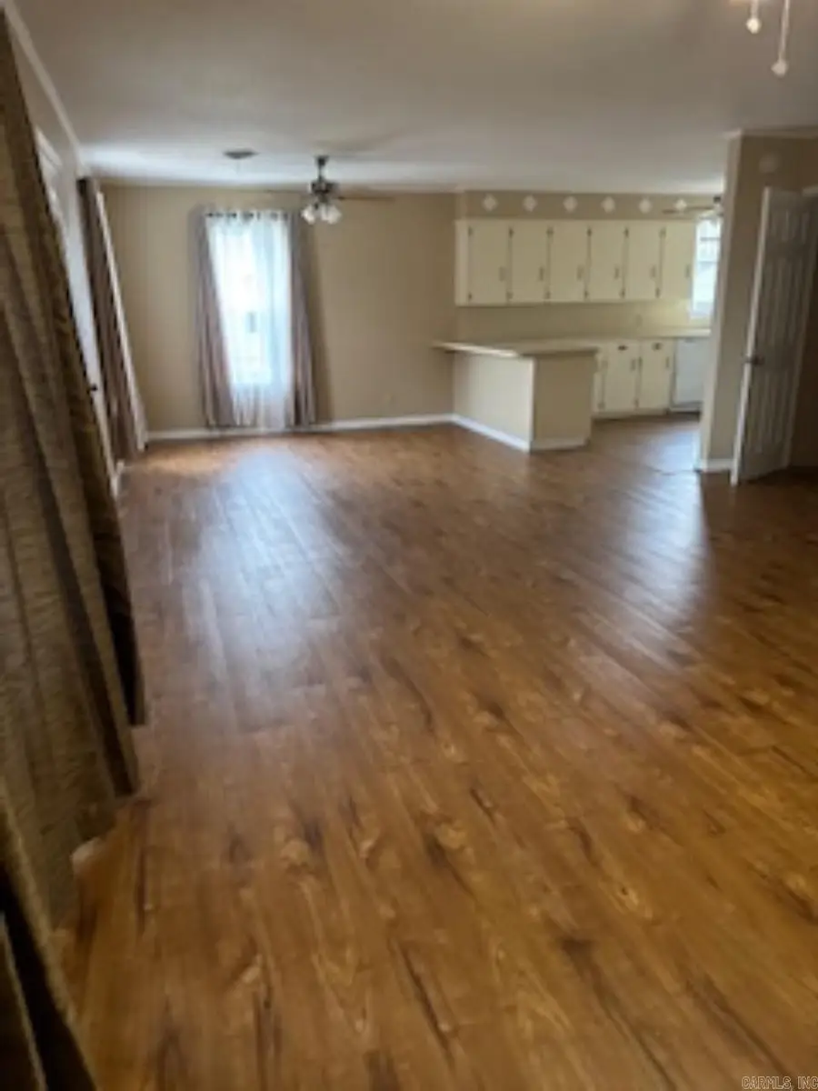 115 S Womble Ave, Camden, AR 71701 - Image #3