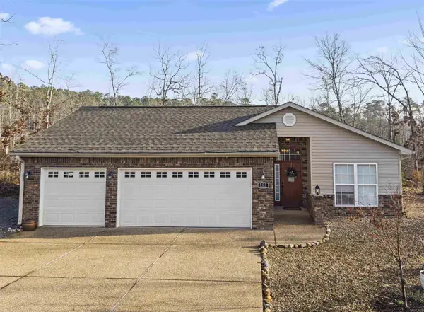 121 Viscara Way, Hot Springs Village, AR 71909