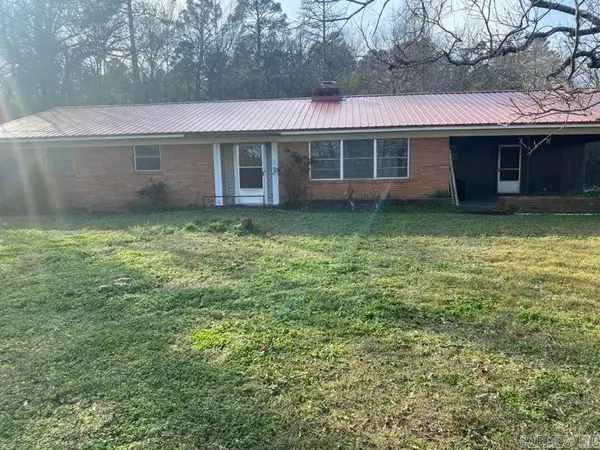 514 W Pennington St Highway, Ola, AR 72853
