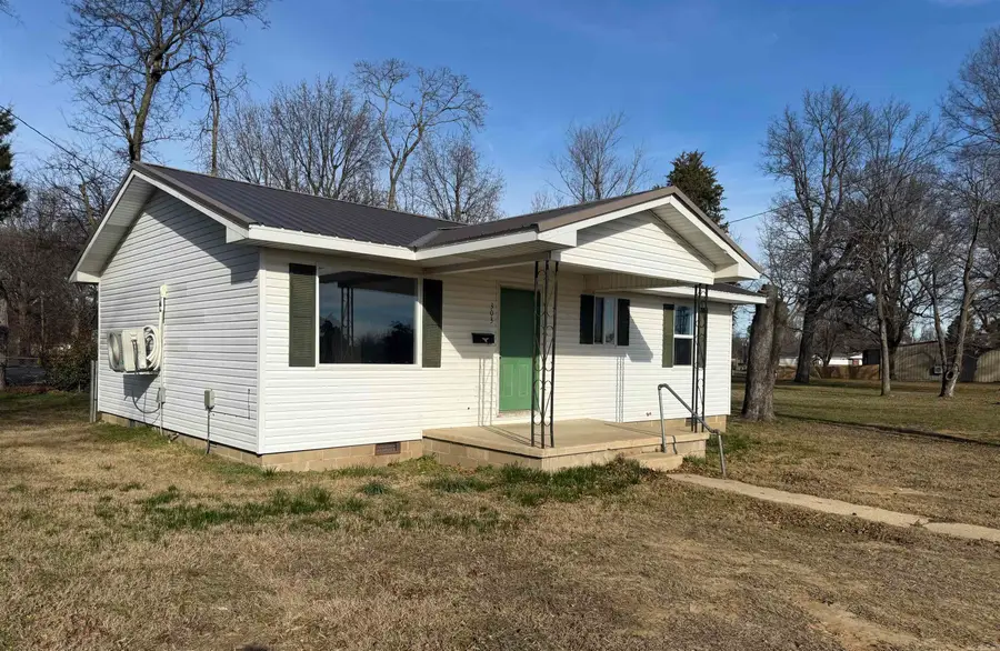 303 NW Third Street, Corning, AR 72422 - #2