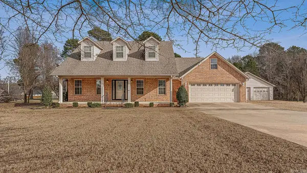 1901 Suburban Ln, Paragould, AR 72450